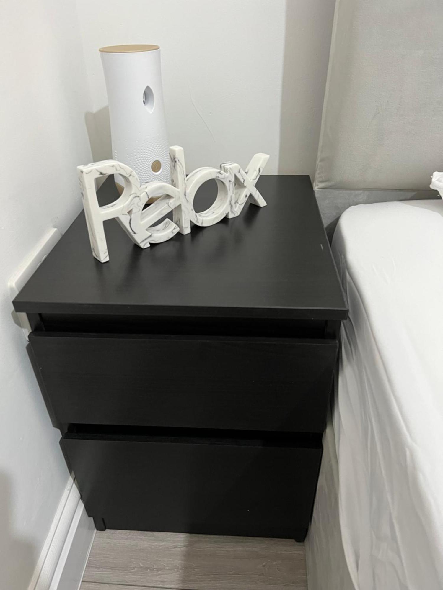 F4 Luxury Stays One Bed Apartment With Parking Ilford Esterno foto